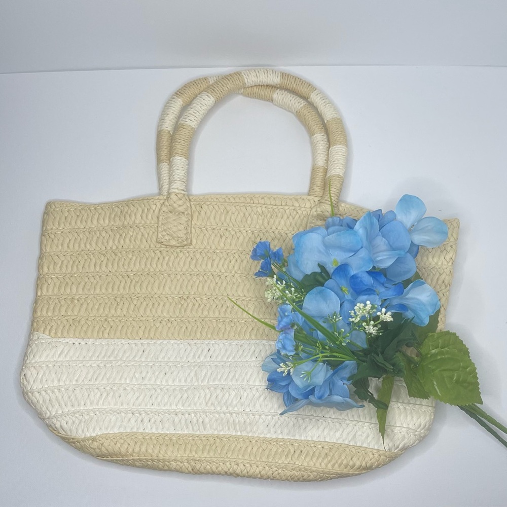 Altru Straw Beach Tote